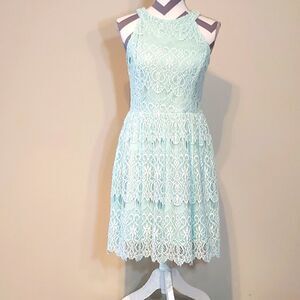 GUC Pinky Sherbert Green Sleeveless Lace Mini Dress Womens